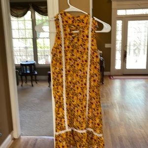 Floral sleeveless dress, goldenrod